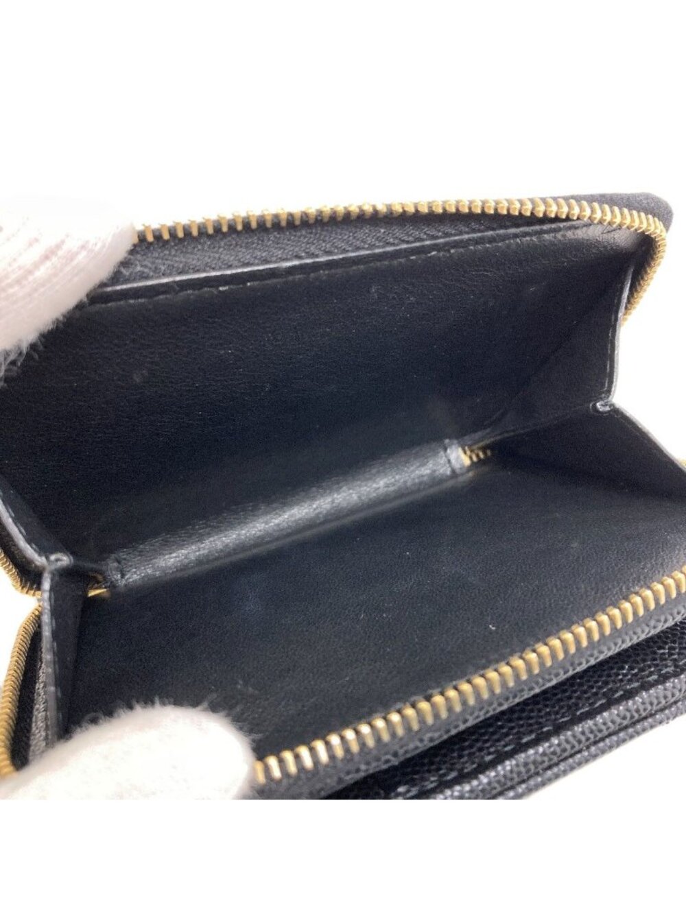 Saint Laurent Cassandra Bifold Wallet Leather - Picture 6 of 11